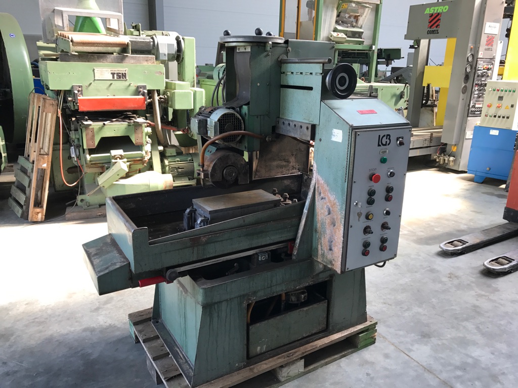 Profesjonalna obróbka metalu w domowym warsztacie. Jakie frezy wybrać