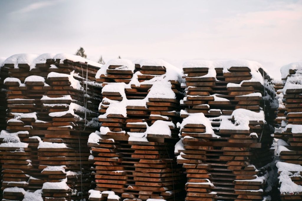 Sprawdź, jak zadbać o swoje maszyny stolarskie w okresie zimowym