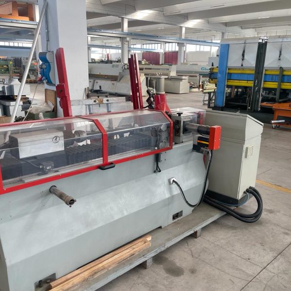 Automat tokarski O.M.A.B 53 Torinio MIN