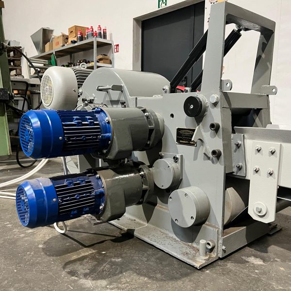 Rębak do drewna, zrzyn tartacznych Klockner 250