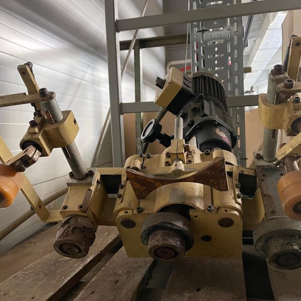 Posuw do elementów krzywoliniowych Stegherr BV