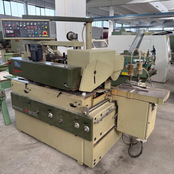 SCM Multiflex centrum kątowe do jednostronnej obróbki poprzecznej i wzdłużnej rogów okien i drzwi