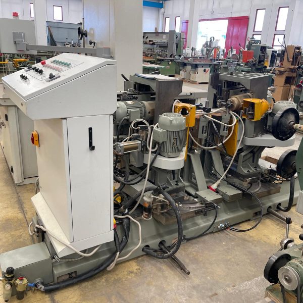 Maszyna wielozadaniowa Balestrini MIA