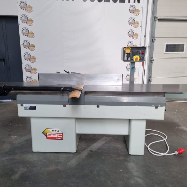 Wyrówniarka SAC FS530